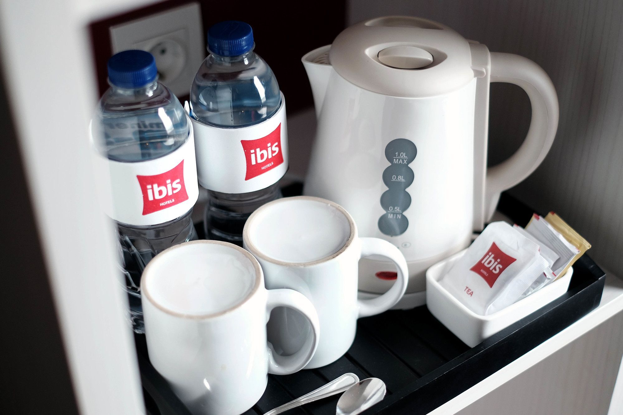 Ibis Gading Serpong Luaran gambar